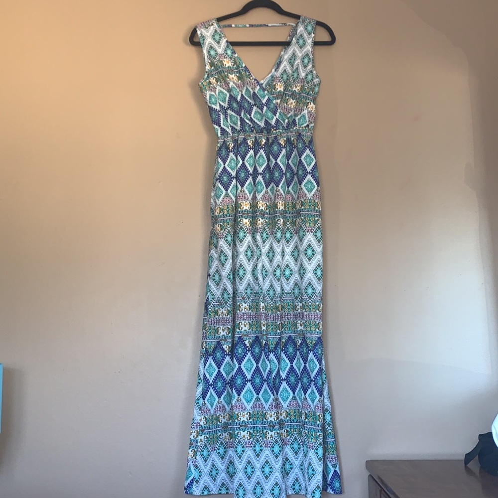 Francesca’s Printed Maxi Dress